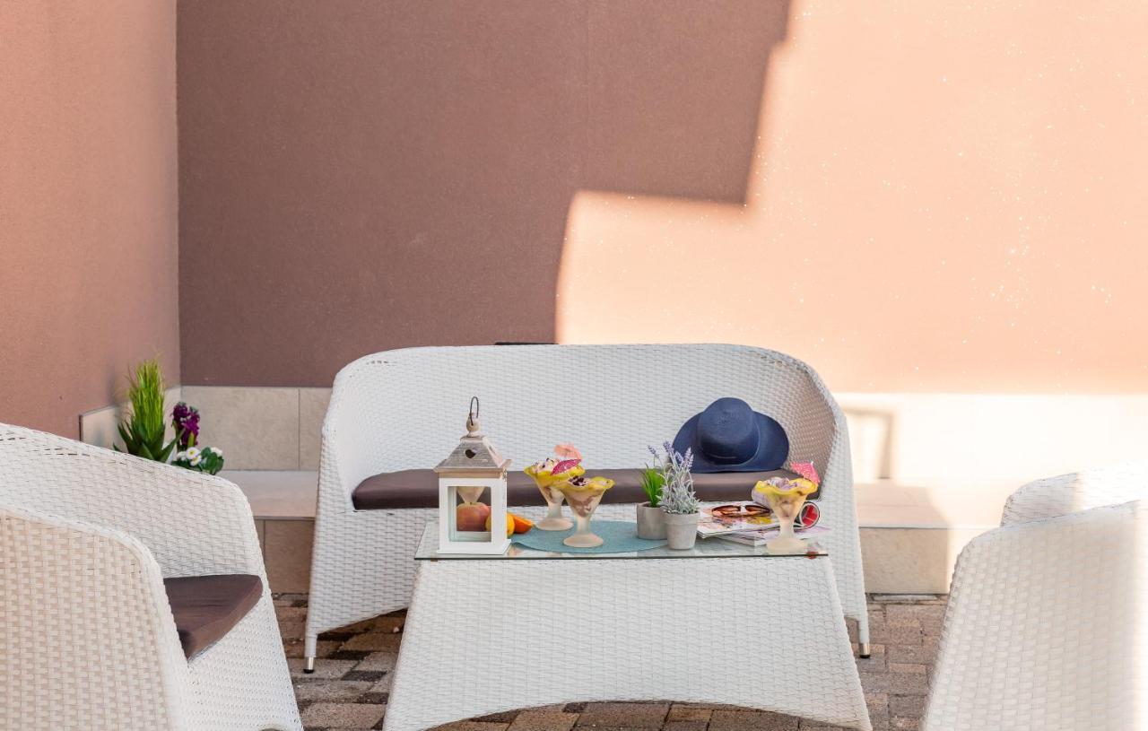 Appartement Andela 1 à Makarska Extérieur photo