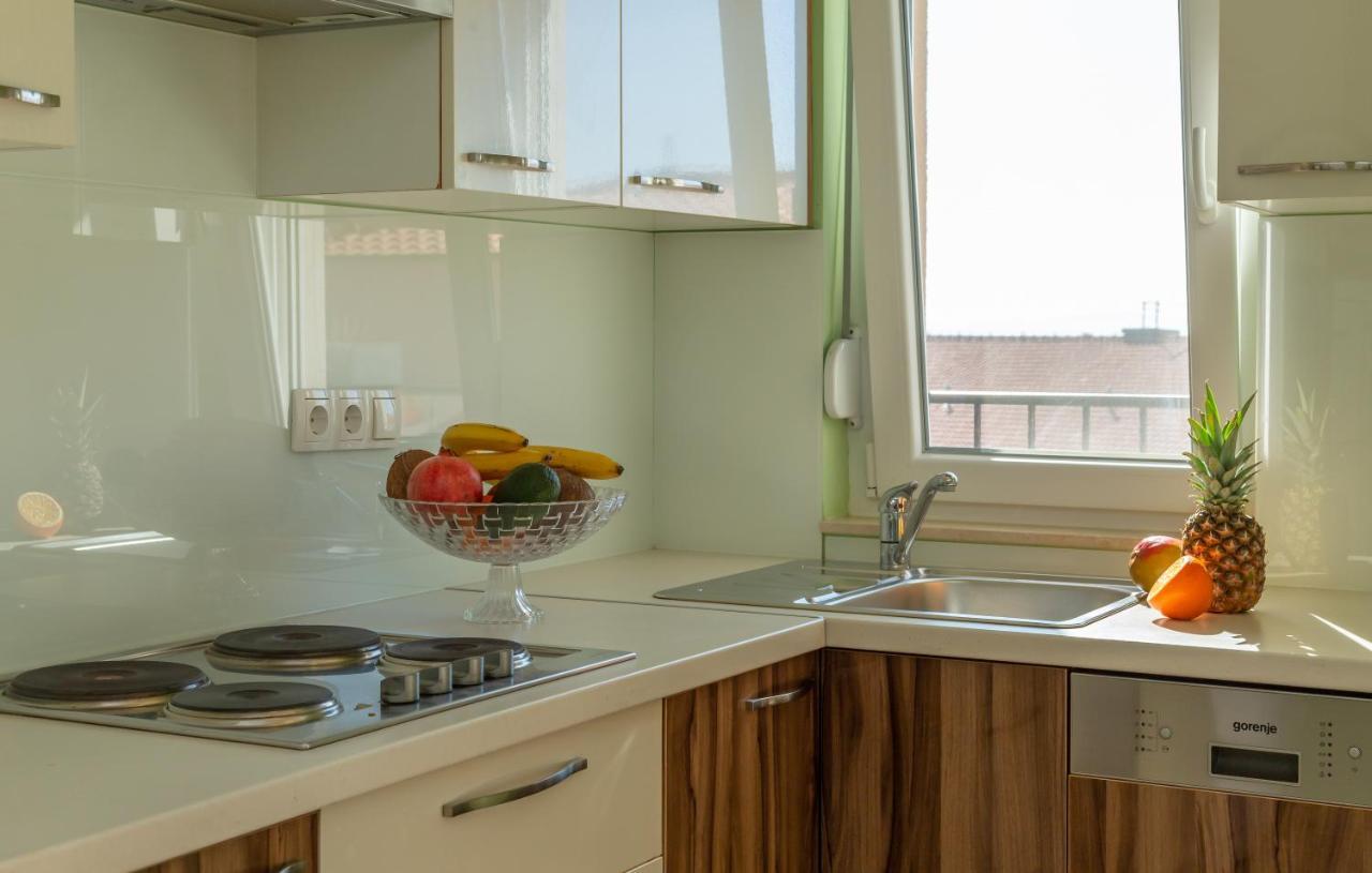 Appartement Andela 1 à Makarska Extérieur photo